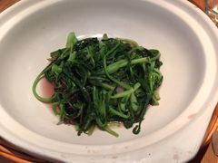 -上海世茂广场(南京东路店)