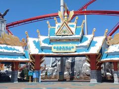 -七彩云南欢乐世界