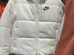 -耐克(恒隆广场店)