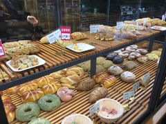 -焙丽拾光(麦凯乐直营店)