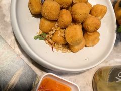 -大树餐厅(红旗街万达店)