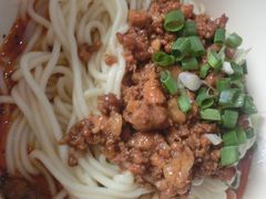 重庆小面-秦云老太婆摊摊面(磁器口店)
