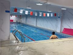 -小蓝鲸游泳培训基地(积水潭店)