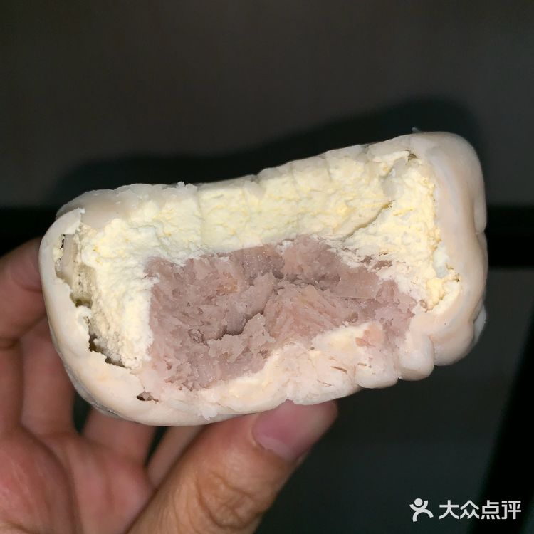 芋泥雪媚娘 芋泥很细腻