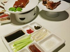 酥香嫩烤鸭-四季民福烤鸭店(外滩外白渡桥店)