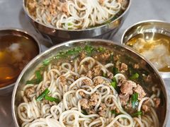 -正宗杨记普洱酸醋米线(总店)