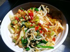 -巍山火巴肉饵丝(大理古城店)