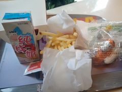 -麦当劳(田林好又多店)