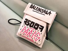 -BALENCIAGA(恒隆广场店)