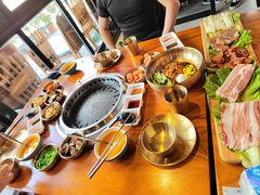 -江南本家韩国料理(太古仓中船汇店)