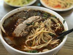 -陇上全荟兰州传统牛肉面(延吉路店)