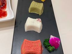 苏式小方糕-得月楼·省级非遗·传统苏帮菜(观前店)