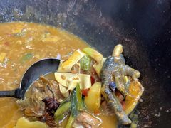 -曹丞相·地锅鸡·地锅鱼(武林店)