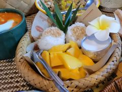 -小小集渔·泰式大排档(太古里香槟店)