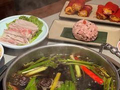 -四点金粥底火锅(沂州里店)