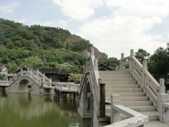 -灵岩山风景区
