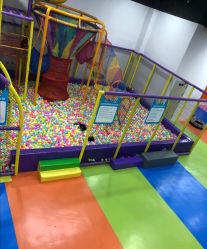 -蹦贝运动中心·蹦床·攀岩·闯关(龙岗店)