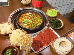 -黔有有贵州酸汤夺夺粉火锅(五味十字店)