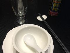 餐具摆设-柒园·三十年创意杭帮菜(龙湖滨江天街店)