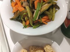 -胡氏大盘鸡新疆菜(谈固店)