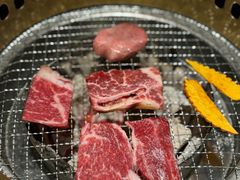 -山川小町·极番烧肉(新地假日广场店)