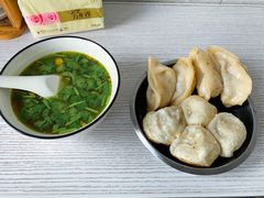 牛肉汤-黄阿姨锅贴大王(万航渡路店)