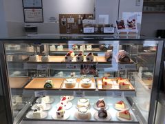面包甜点陈列柜-AHAVA·Fang Baking Studio