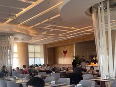 -湖景知味西餐厅•自助餐• 轻食(南京金茂威斯汀大酒店)
