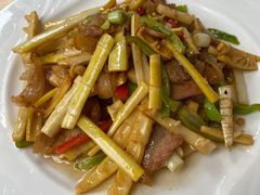 野笋炒腊肉-漁耕小厨农家院(武当山店)