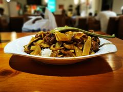 排骨盖饭-小渝府(车站西街店)