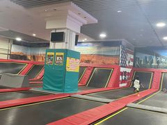 -嗨马乐动室内潮玩运动·团建·轰趴·桌游(南丰汇店)