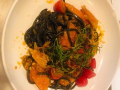 膏蟹海鲜墨鱼面-农畉LONFOOD(福田星河COCOPark店)