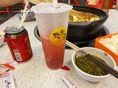 -钢管厂五区小郡肝串串香(蜀都万达店)