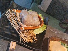-湊湊火锅·茶憩(杭州湖滨银泰in77店)