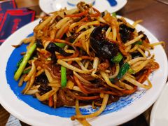 珍馐酱爆六合菜-满园烤鸭·春饼(太原街万达店)