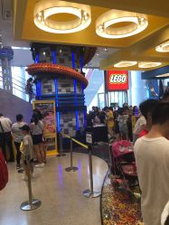 -乐高品牌旗舰店(人民广场店)