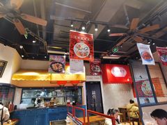 大堂-龍堂蟹黄小笼包(万家丽店)