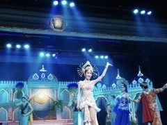 -金东尼人妖秀