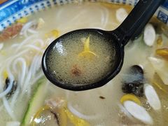 -桥香园过桥米线(国贸店)
