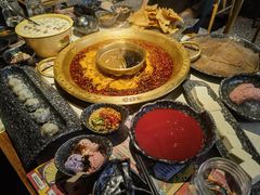 -哥老官重庆美蛙鱼头(西湖银泰十一哥店)