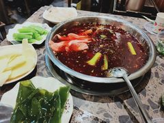 -肖肖酸萝卜鱼火锅(总店)