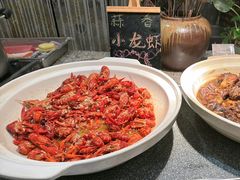 -怡豪大饭店·49楼旋转自助餐厅