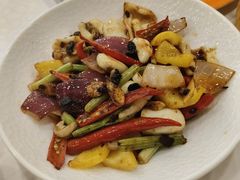 -粤盛海鲜平价店(洛溪食街店)