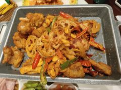 -荷塘秋月·本帮江浙菜(国权路店)