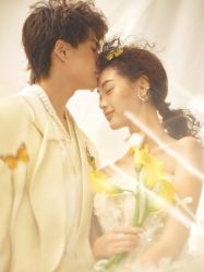 -至臻微拉婚纱摄影