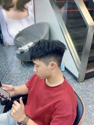 -藤野造型专业烫染接发