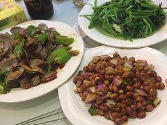 -清真磊磊烧烤老店(饮虎池街34号店)