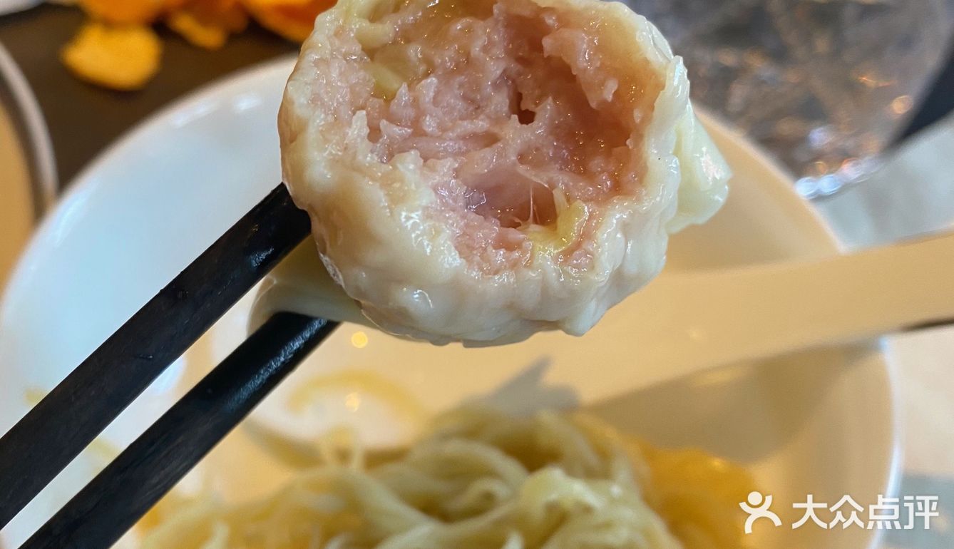 之前去过别的分店。点了午市双人餐，够仨人吃