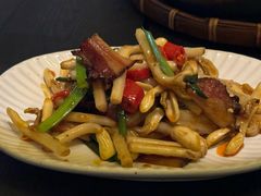 -Ameigo梅果·云贵川bistro(长宁来福士店)