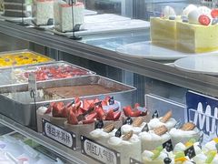 -焙丽拾光(麦凯乐直营店)